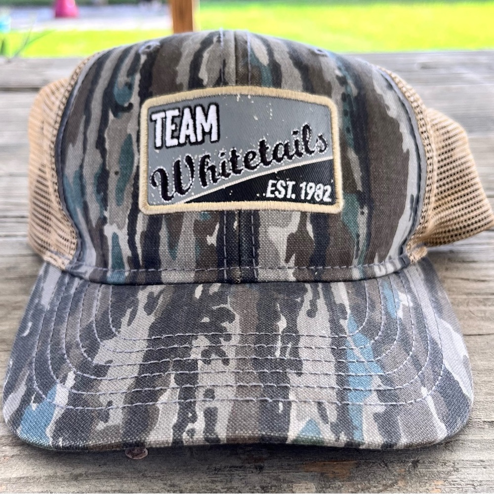 Whitetails Unlimited Camo Cap SnapBack Hat‎